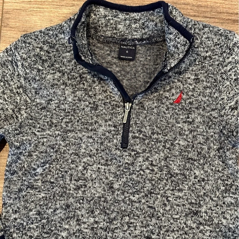 Nautica Boys Size 6 Blue and Gray Half Zip Pullover Sweater